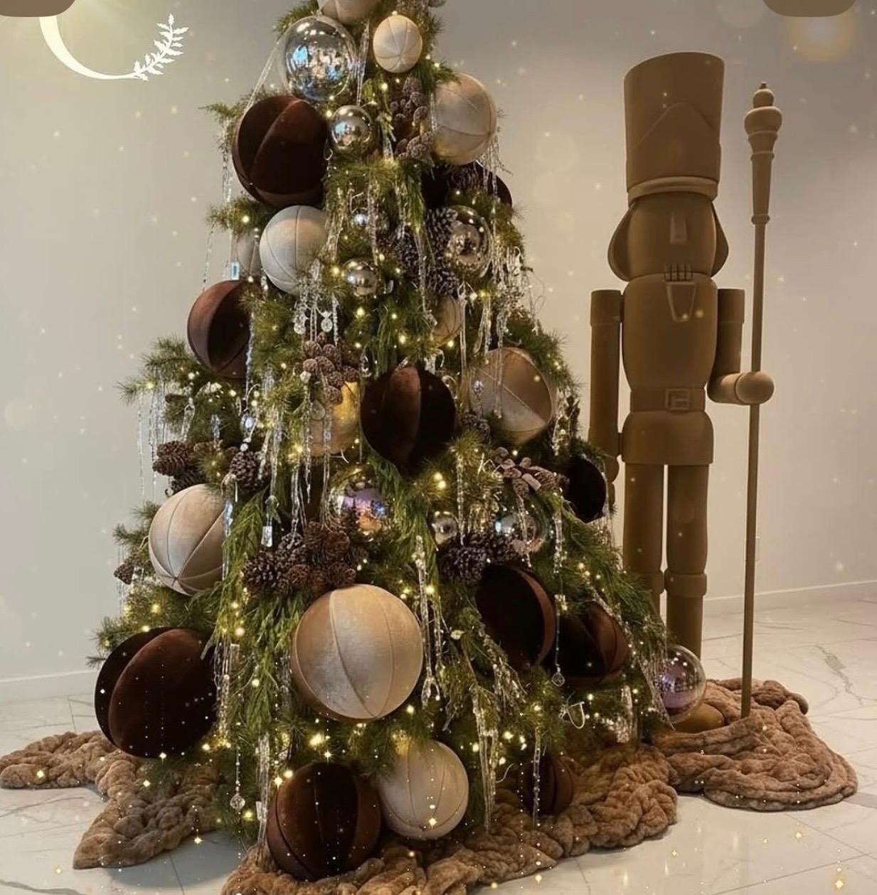 Christmas Tree Decoration